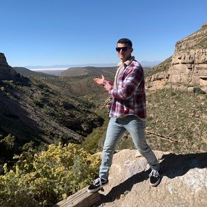 Meet your Posher, Jeffrey